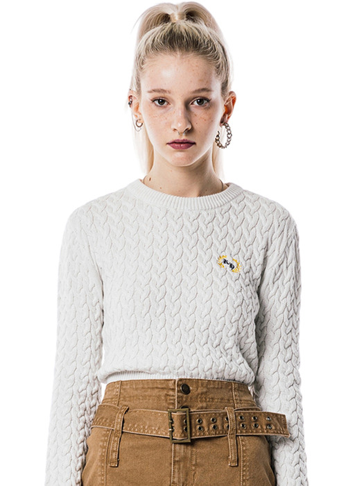 LAUREL WREATH EMBROIDERY CABLE CROP KNIT TOP [WHITE]