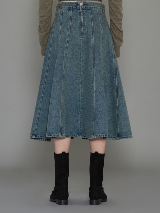 STITCHED FLARE DENIM SKIRT (blue)