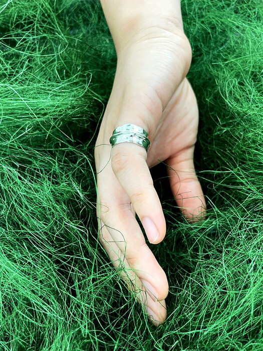 Wet Green ring