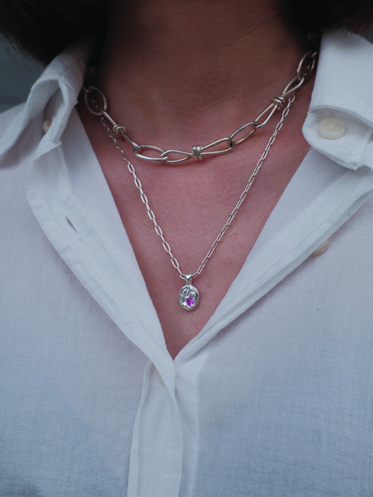 mini round stone necklace