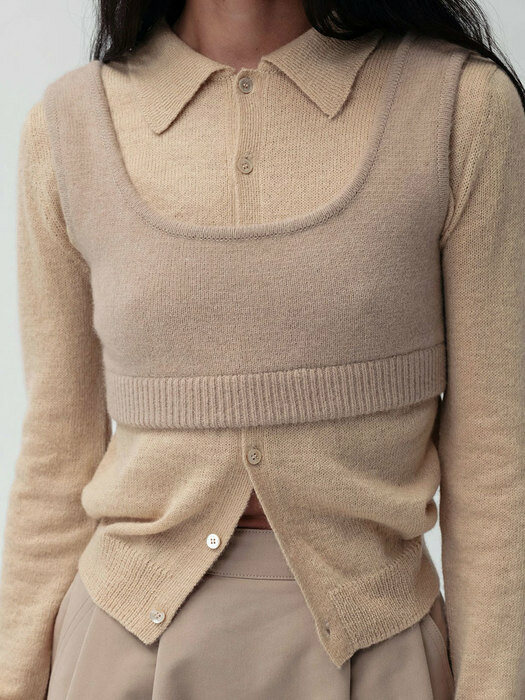 Collar Cropped Cardigan / Beige