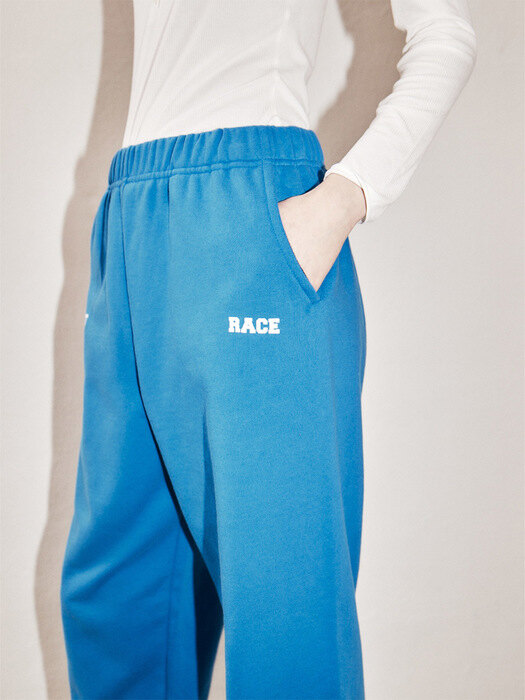 ‘THE GREAT RACE’ Jogger Pants (BLUE)
