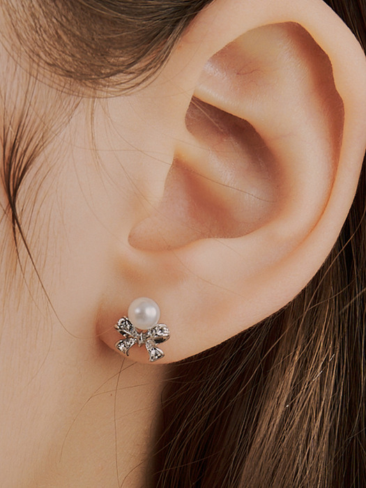 ruby ribbon pearl earring