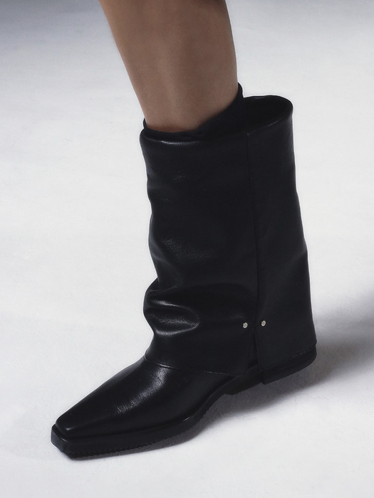 Leather Leg Warmer middle boots black