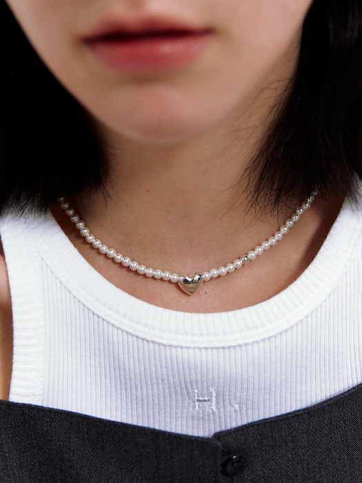 Love pearl necklace