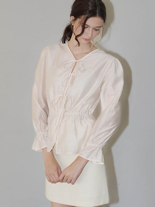 [24FW] Ella Ribbon Ivory blouse