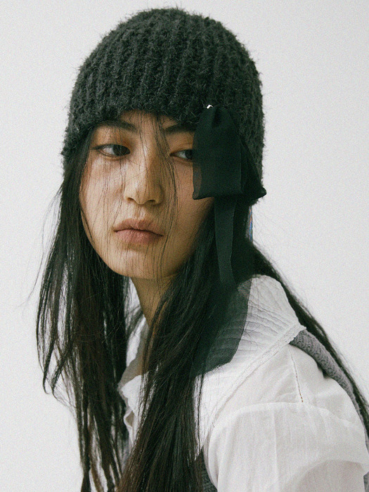 Furry Knit Beanie_Charcoal