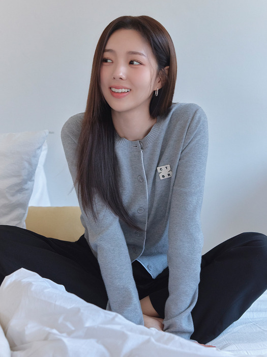 로고 와펜 라운드 가디건_3COLORS