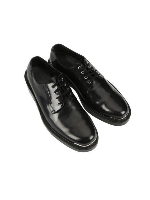 ordinary black derby shoes