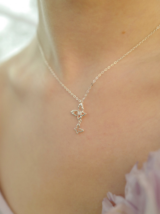 mini fleur wing necklace (crystal)