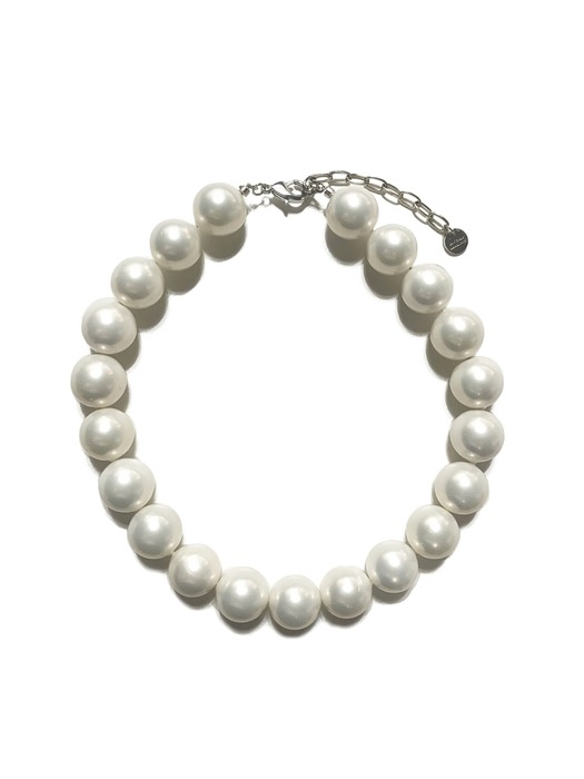 Soft Big Pearl Necklace