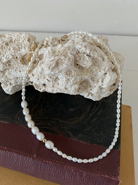 half pearl 7 necklace