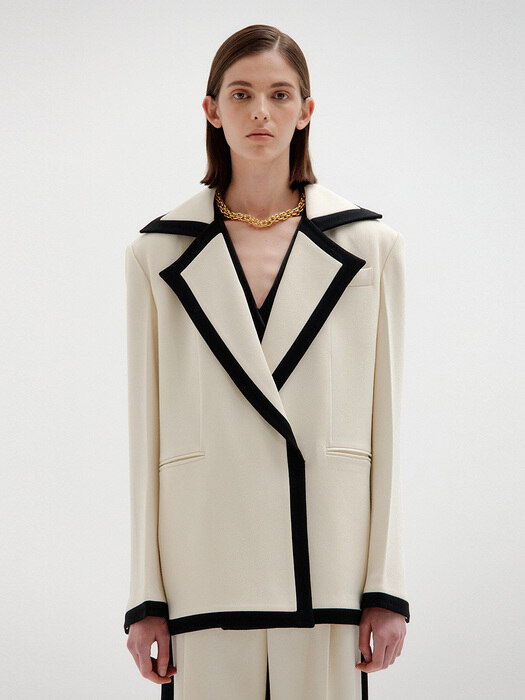 SAVOY Oversize-Collared Jacket - Ivory