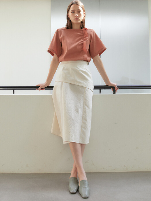 CIANA_UNBLANCED FLARE SKIRT WITH IRREGULAR HEMLINE_IVORY