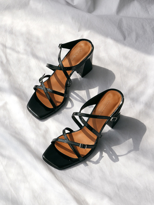 Double X-strap sandals_S_CB0031_black