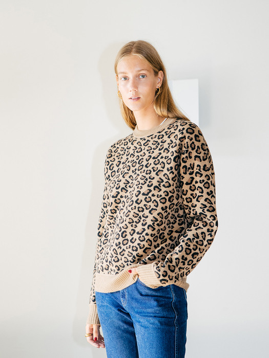 COZY Crew neck jacquard sweater (Leopard)