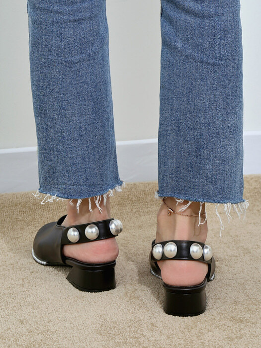 943 Tynia Pearl Slingback Loafer