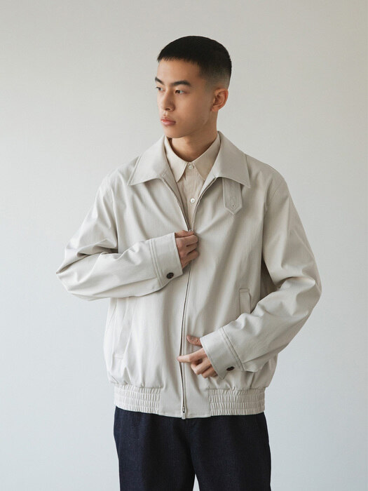 22SS Volume Blouson (Almond Milk)