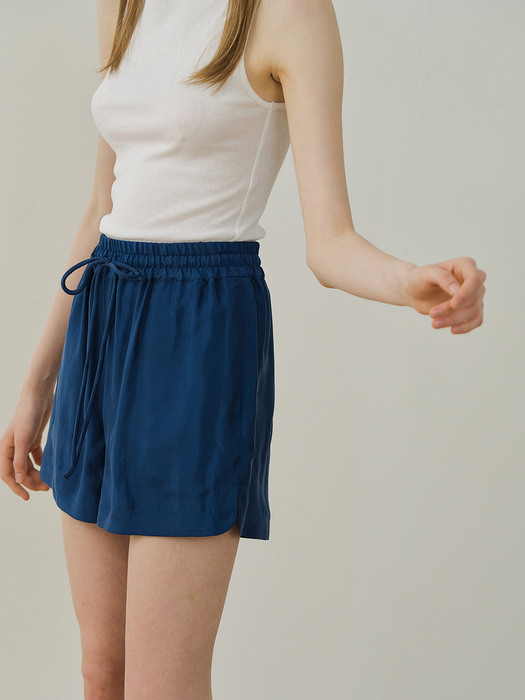cupra banding shorts (blue)
