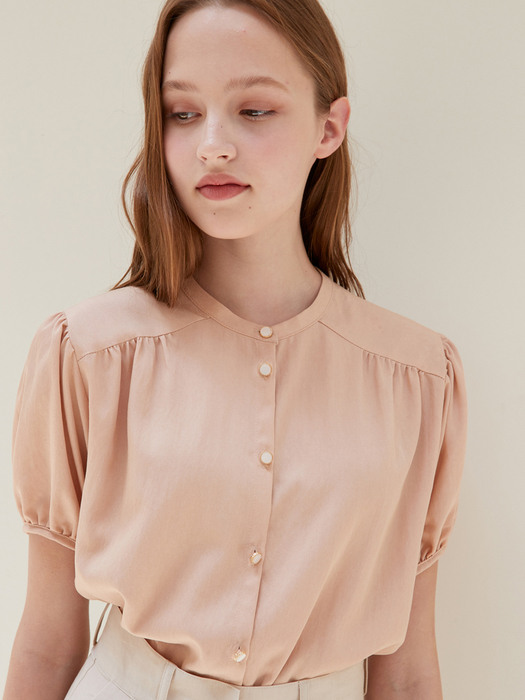 j1011 henry-neck shirring blouse (peach)