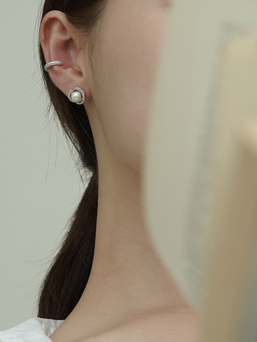 [Silver925] Schonbrunn Pearl Twist Earrings
