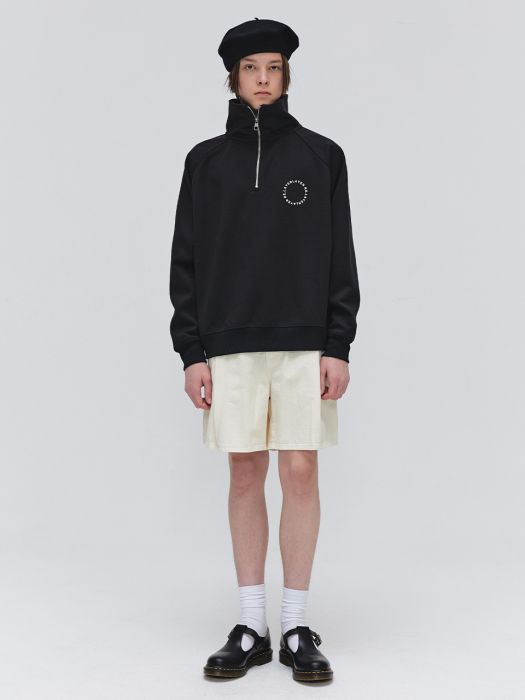 Half Zip-Up Circle Sweatshirt - Black