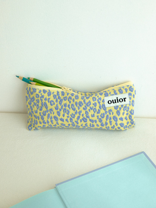 ouior flat pencil case - leopard yellow (topside zipper)