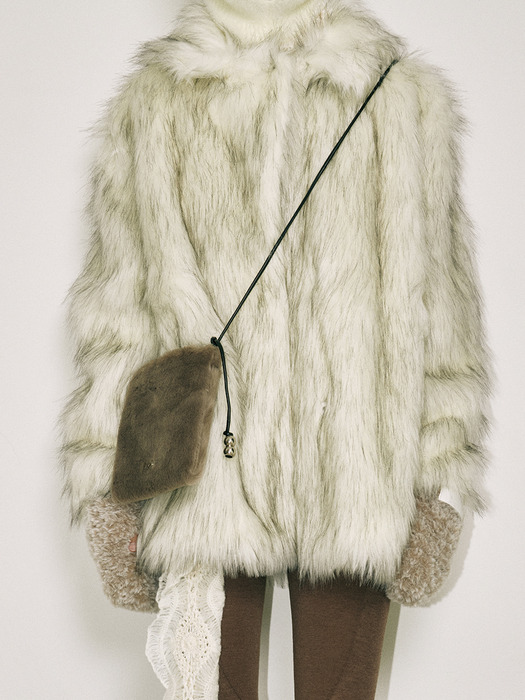 BERU BAG (FUR) / BEIGE