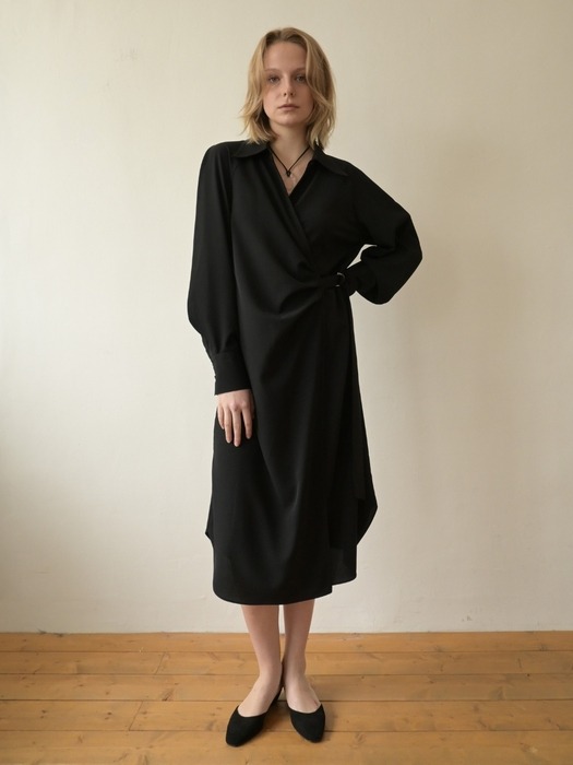 Mono Overlap Dress [Black]