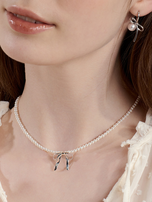 【Hei】flow ribbon necklace〜フローリボンネックレス★韓国発 Hei】flow ribbon necklace〜フローリボンネックレス☆韓国発