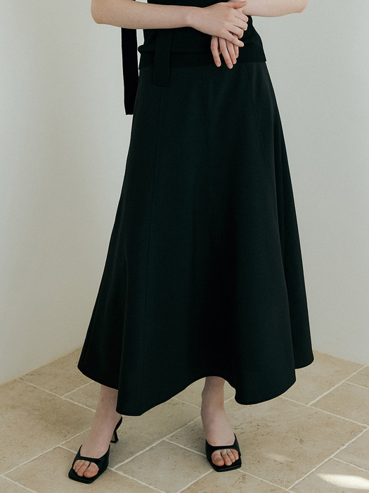 Gore Flared Long Skirt (black)