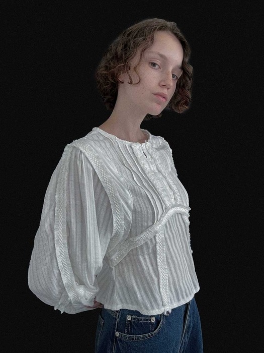 [24 FALL][SALT Label] VANESSA RUFFLE BLOUSE_IVORY