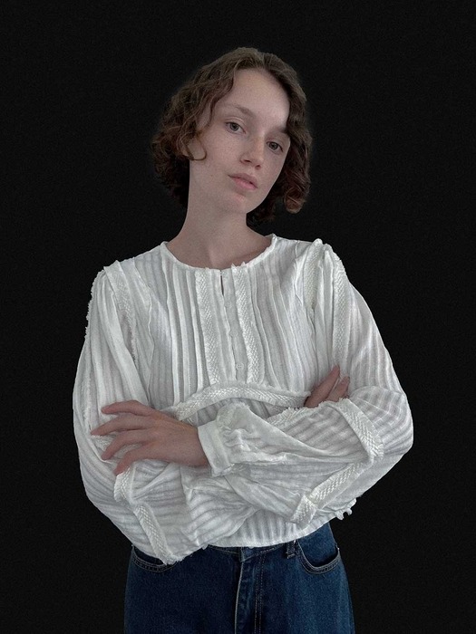 [24 FALL][SALT Label] VANESSA RUFFLE BLOUSE_IVORY