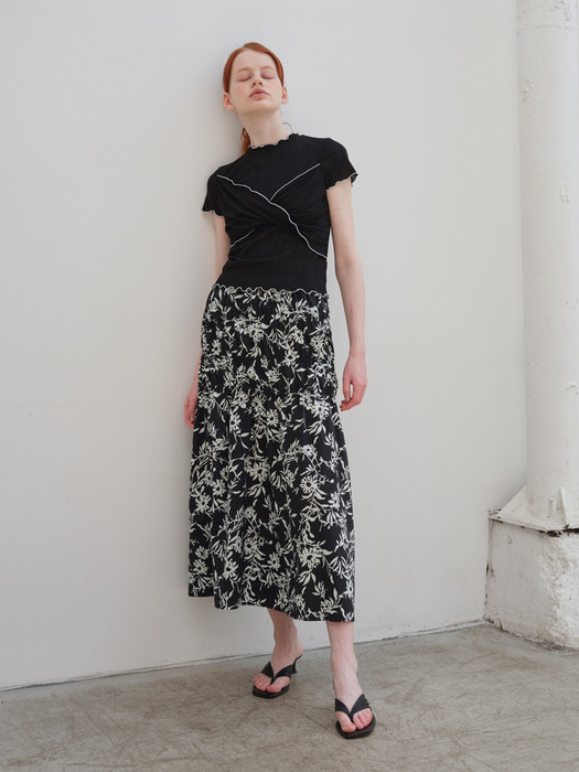 A1 SHIRRING FLORAL SKIRTS_BK