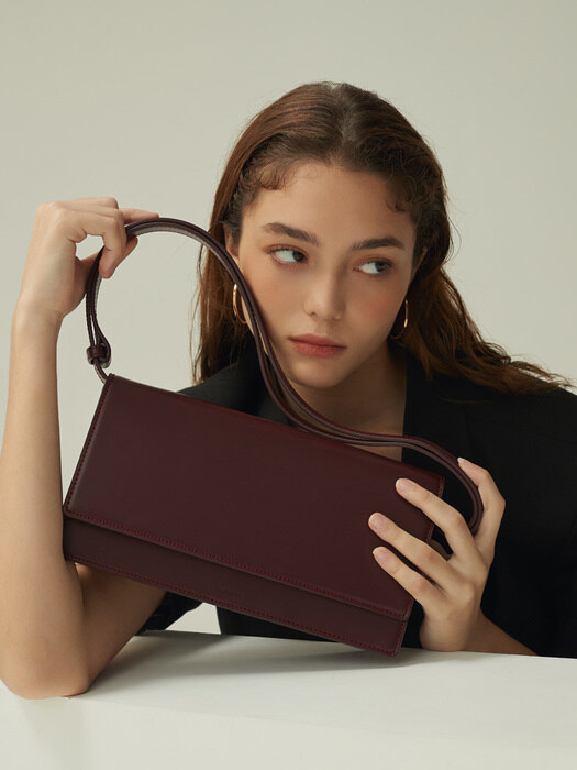 MATIN BAG BURGUNDY SQUARE