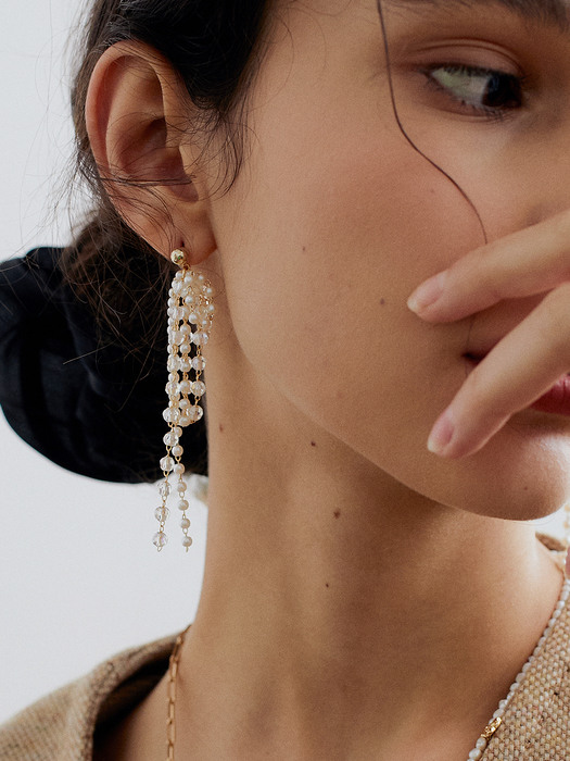 lulu gold earring