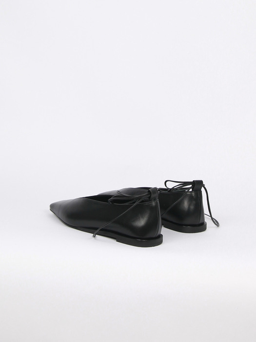 Miel Flat Leather Black