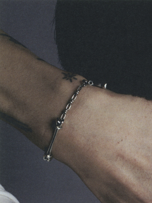 [Silver925] BB02 Skull And Back Tooth Bracelet