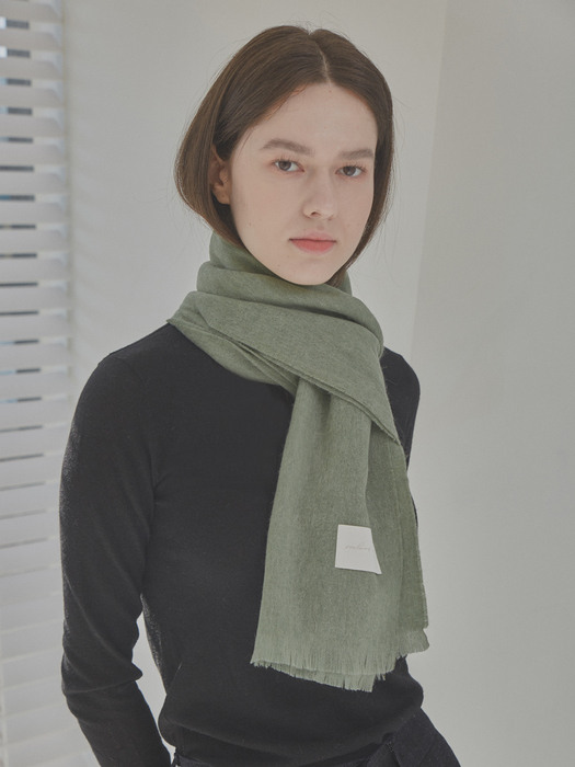 minimal lambs wool muffler_light olive