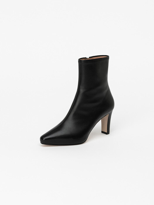 Narel Boots in Regular Black