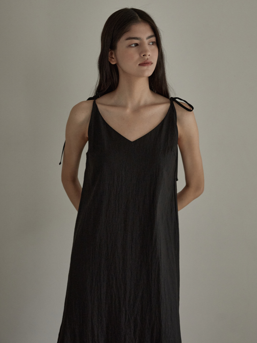 Cygne Sleeveless Dress_Black