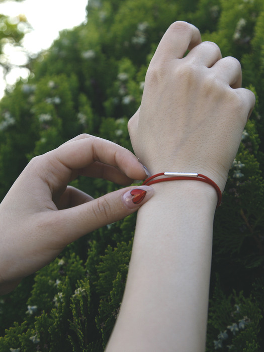 LA LIGNE DOUBLE STRING BRACELET RED