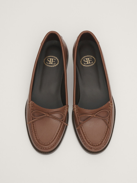 Classic Stitch Leather Loafer (Brown)
