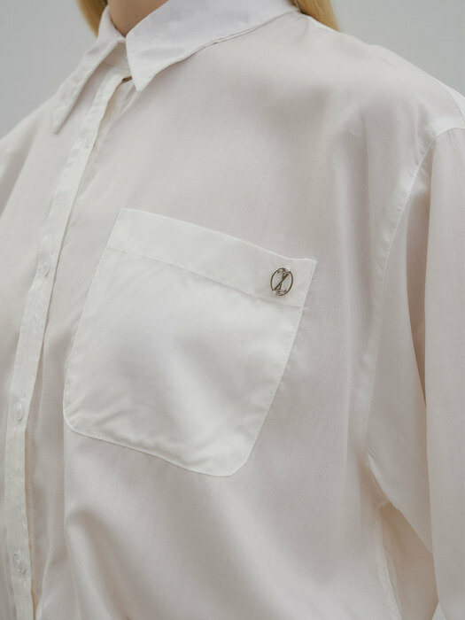 Basic pocket shirt white