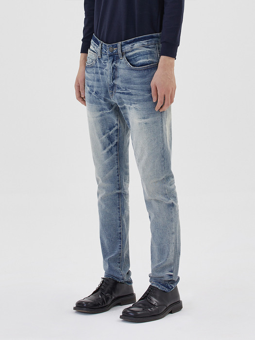 MS ESSENTIAL CLEAN JEANS