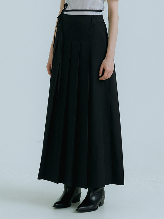 23SS_Double Belt Loops Pleats Skirt (Black)