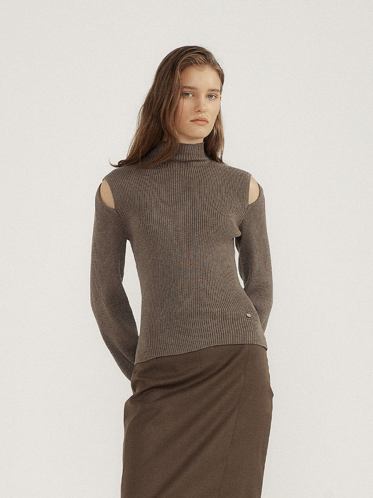 Cutting Half Turtleneck Knit(BROWN)