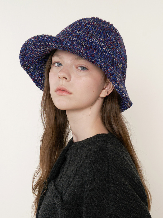 Tricot Bell Hat