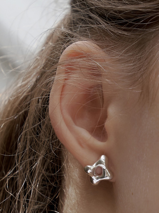mini point earring