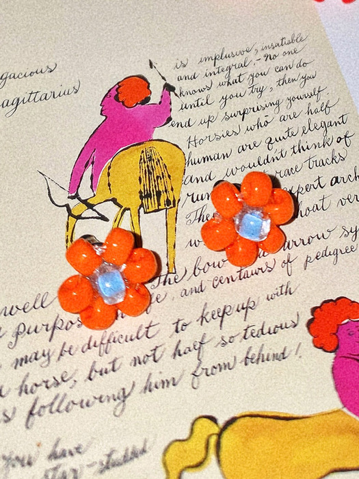 Tangerine Flower Beads Earring 